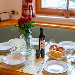 Fintinn Apartment